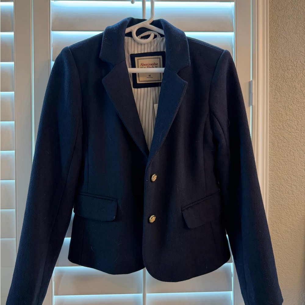 Abercrombie & Fitch Navy Blazer